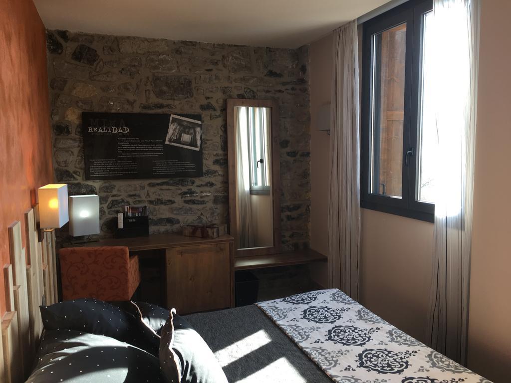 Santa Barbara Hotell Sant Corneli Eksteriør bilde