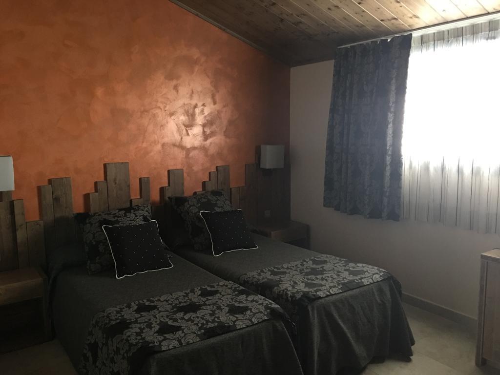 Santa Barbara Hotell Sant Corneli Eksteriør bilde