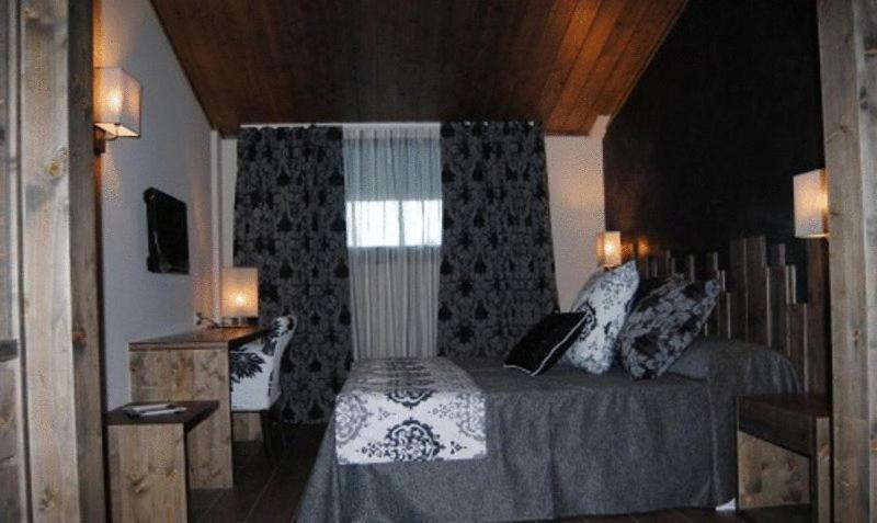 Santa Barbara Hotell Sant Corneli Eksteriør bilde